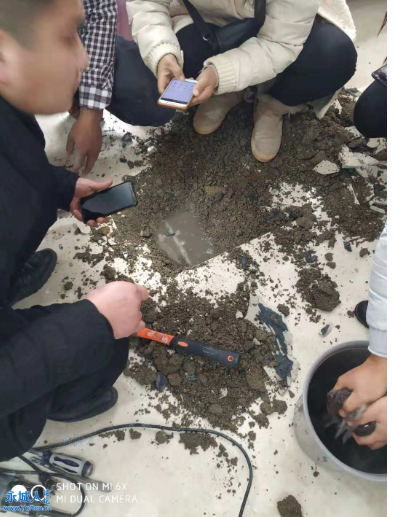 凤山家里漏水了怎么办？